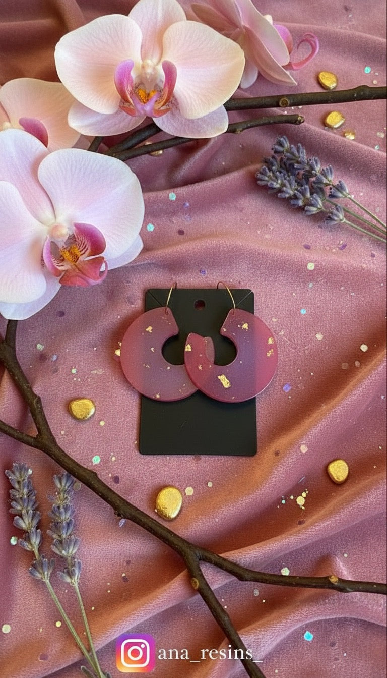 Stora rosa örhängen